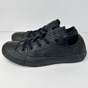 Converse Chuck Taylor All Star Leather Low Top Sneaker, 6, Classic Shoe